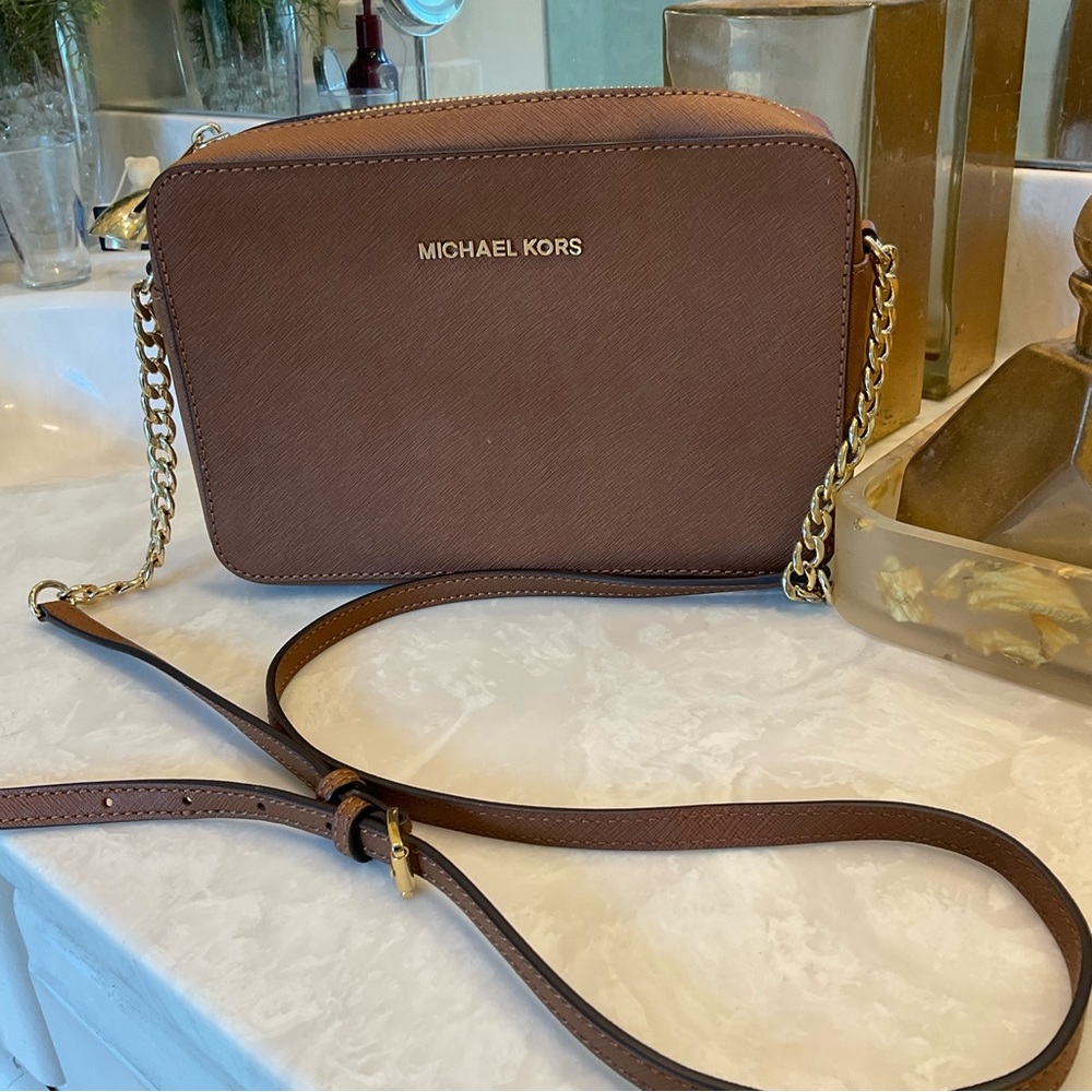 Michael Kors Crossbody / Shoulder bag, Pebbled leather, 9” x 7”, saddle color - Picture 10 of 16